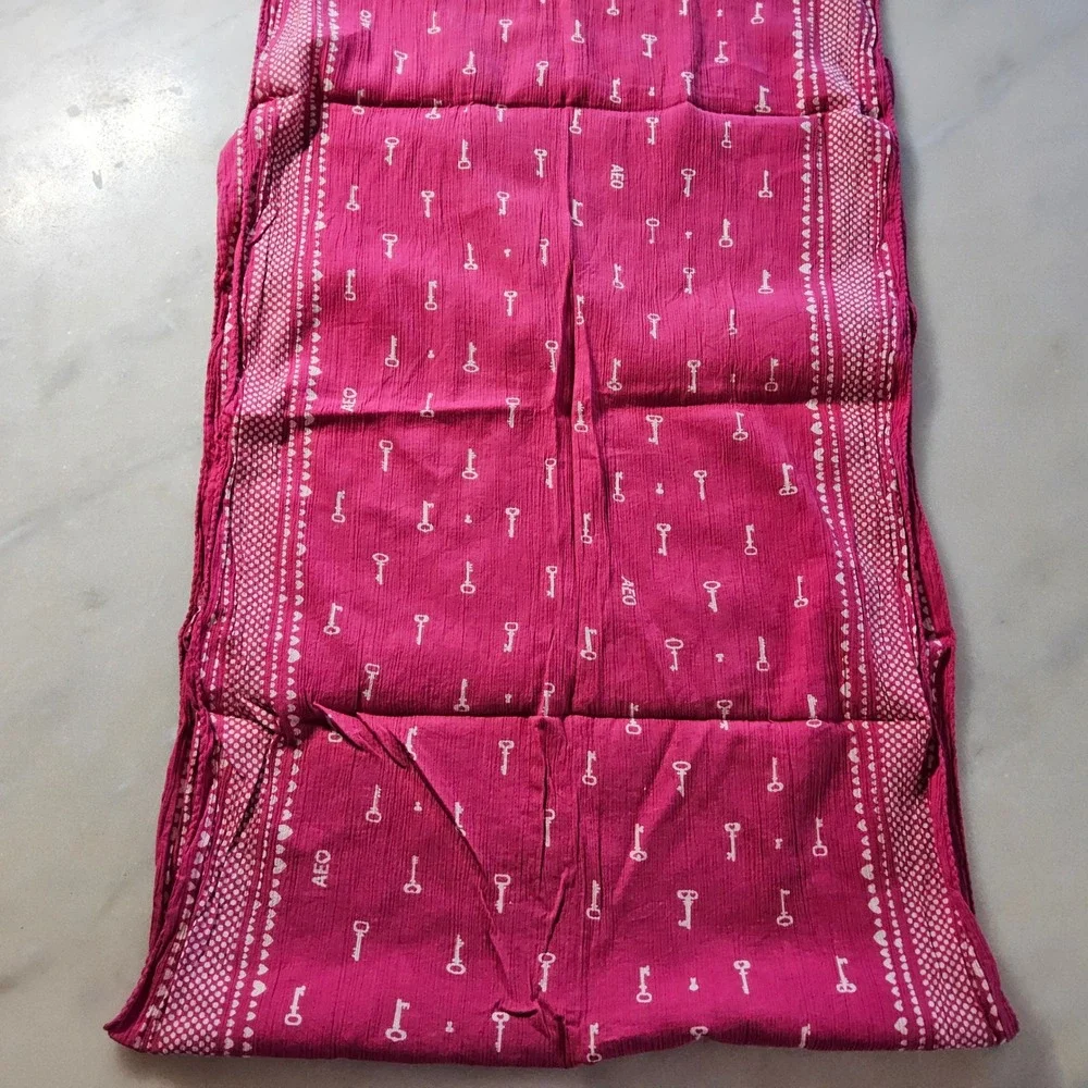American Eagle Outfitters Scarf Pink Key‎ Print Lightweight Accessory